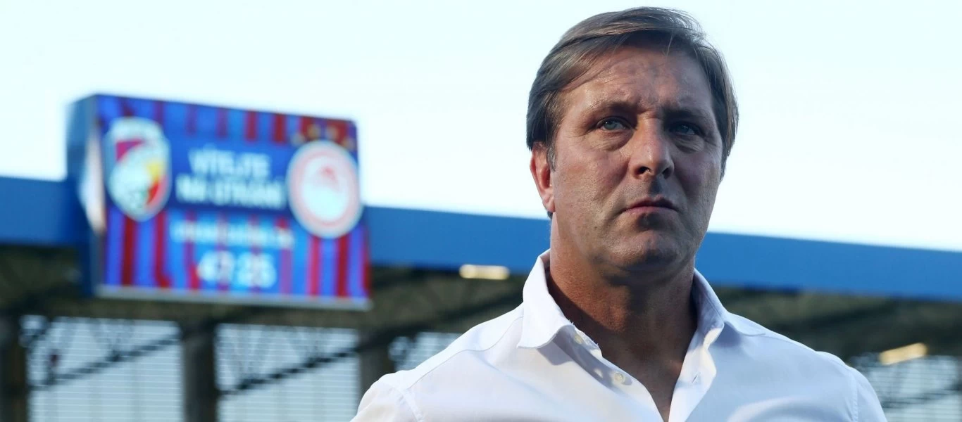 Ολυμπιακός: Ο Π.Μαρτίνς άλλαξε πλάνο και σχηματισμό για τον τελικό Κυπέλλου